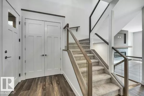 Spruce Grove, AB T7X 0X4,13 HILLWOOD TC