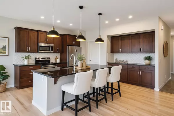 Leduc, AB T9E 0T6,237 SHEPPARD CI