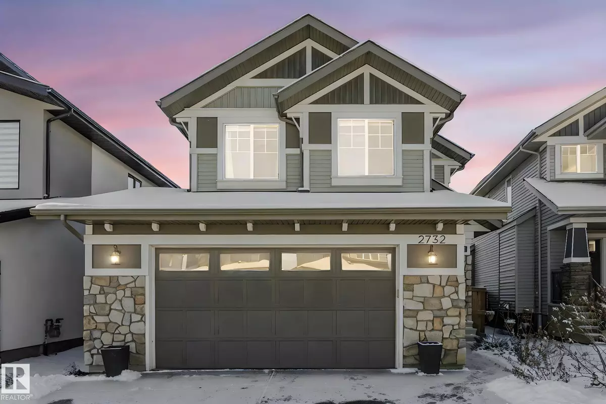 Edmonton, AB T6M 0W4,2732 204 ST NW