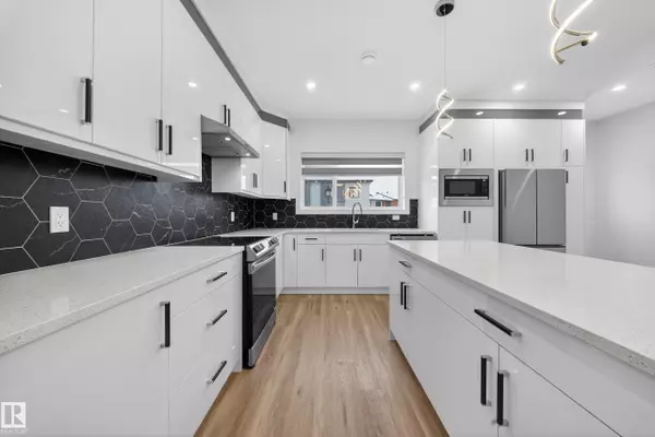 #1 10 SALISBURY WY, Sherwood Park, AB T8B 0B1