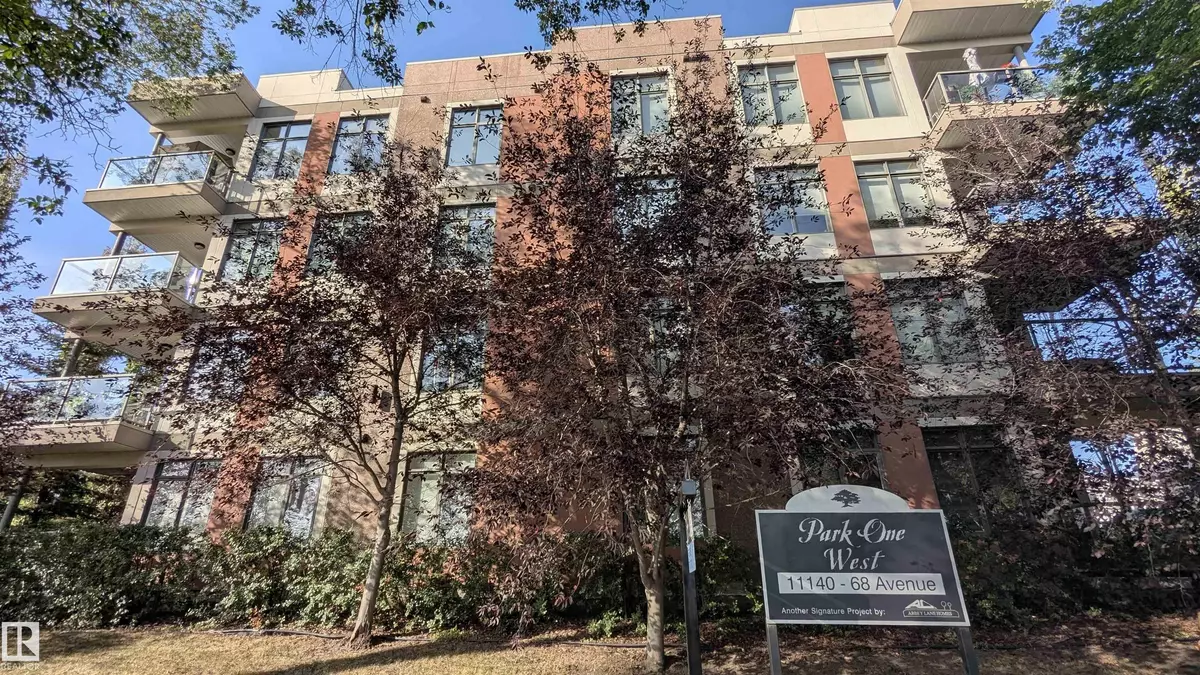 Edmonton, AB T6H 2C2,#203 11140 68 AV NW