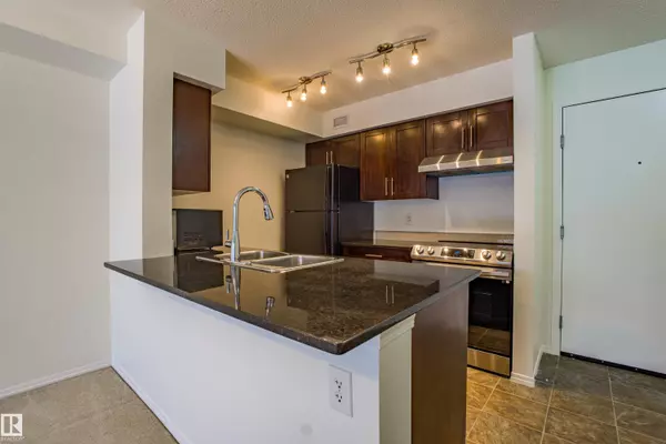 Edmonton, AB T5Y 3N4,#222 270 MCCONACHIE DR NW