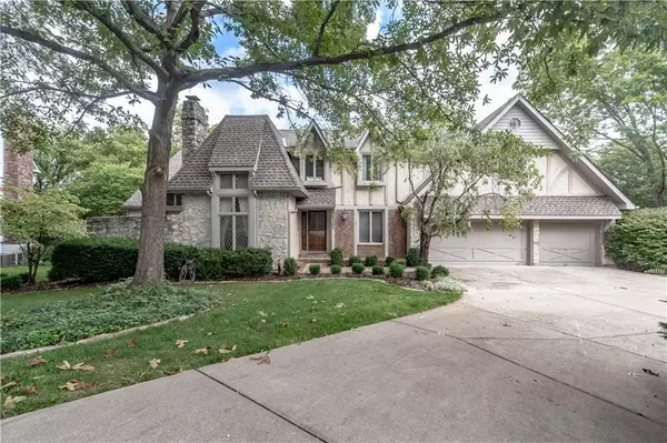 4304 W 110th ST, Leawood, KS 66211