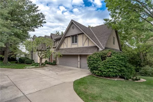 Leawood, KS 66211,4304 W 110th ST