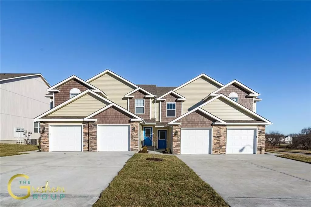 Raymore, MO 64083,102 W Grant DR