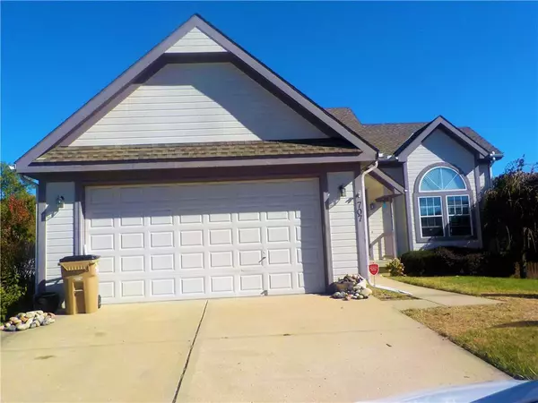 Raymore, MO 64083,707 S Sunset LN