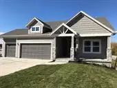 940 N Persimmon DR, Olathe, KS 66061