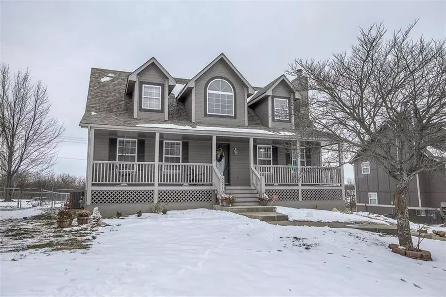 2210 Valley View West ST, Pleasant Hill, MO 64080