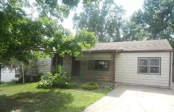 605 W Colonel DR, Independence, MO 64050