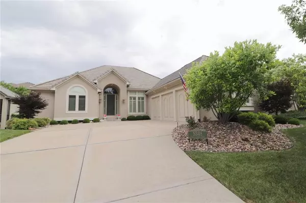 5348 W 150 TER, Leawood, KS 66224