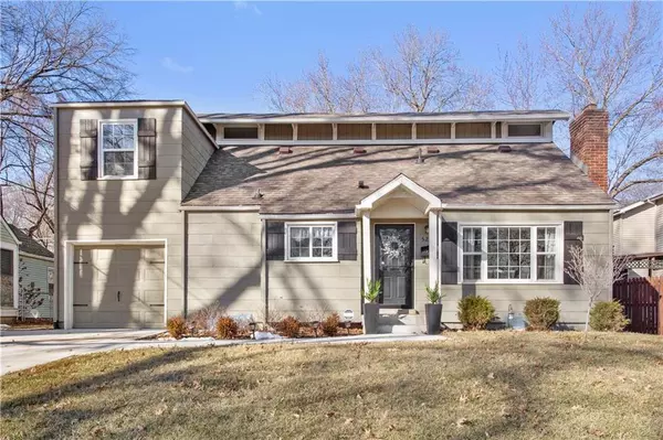 5204 W 50th TER, Roeland Park, KS 66205