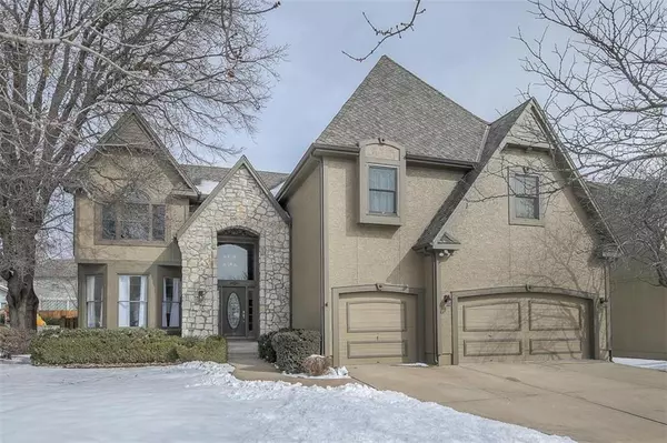 11916 W 132nd ST, Overland Park, KS 66213