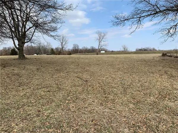 Lot 2248 LVT TER, Gallatin, MO 64640