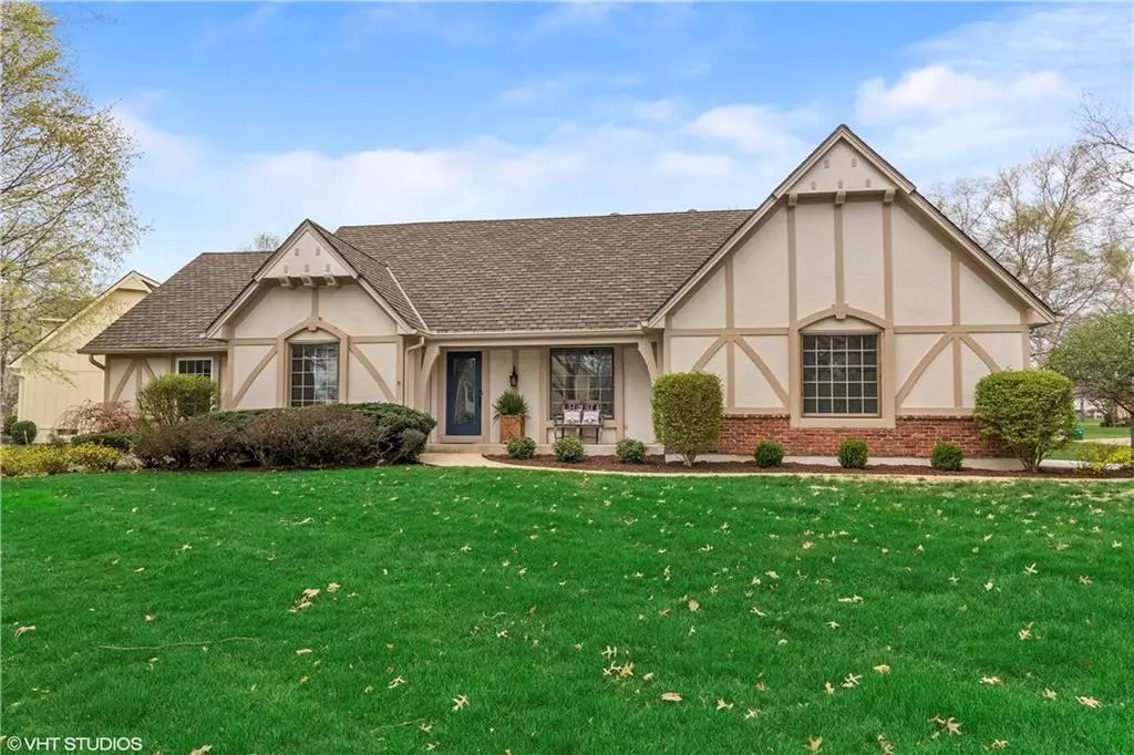 Leawood, KS 66209,12800 Pembroke CIR