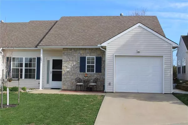 Tonganoxie, KS 66086,1831 Fall Creek DR