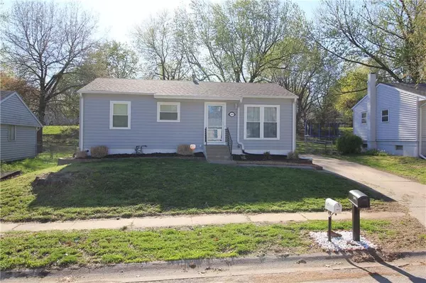 St Joseph, MO 64503,2404 Meadow TRL