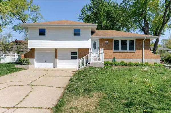 8710 W 47TH TER, Merriam, KS 66203