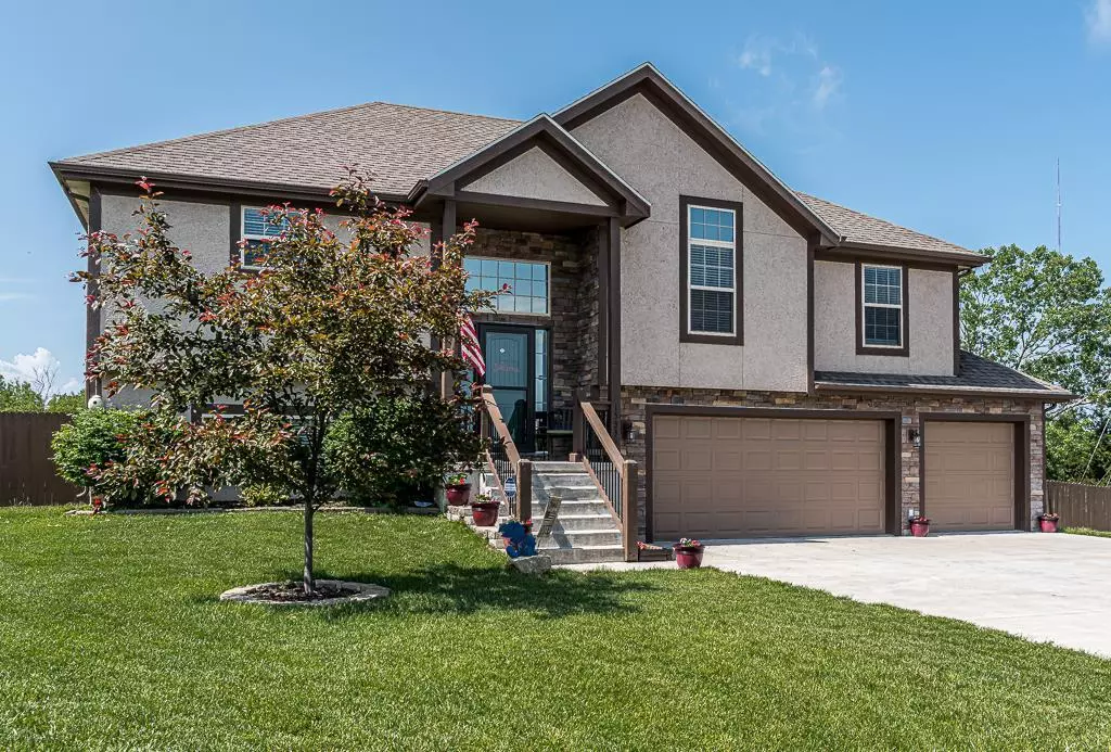 Basehor, KS 66007,15335 Sycamore ST