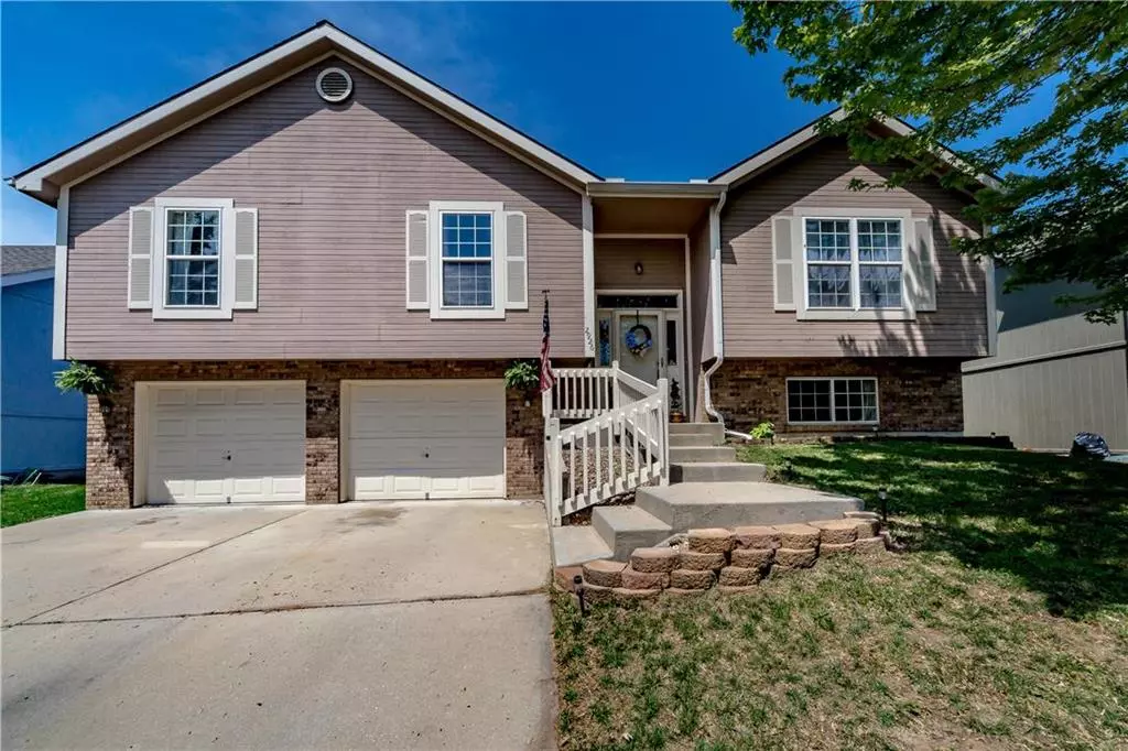 Leavenworth, KS 66048,2926 Garland ST