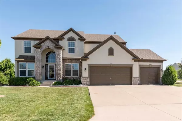 Lenexa, KS 66227,9331 Kenton ST