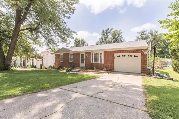 St Joseph, MO 64503,2316 Hillside LN