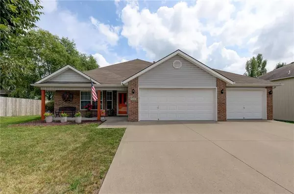 705 SW Harvest CIR, Grain Valley, MO 64029