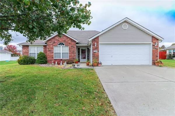 706 SW Harvest CIR, Grain Valley, MO 64029