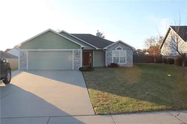 1051 Firetree AVE, Baldwin City, KS 66006