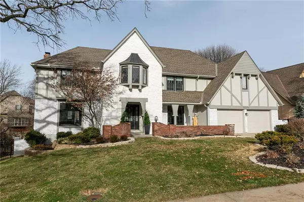 10314 Catalina ST, Overland Park, KS 66207