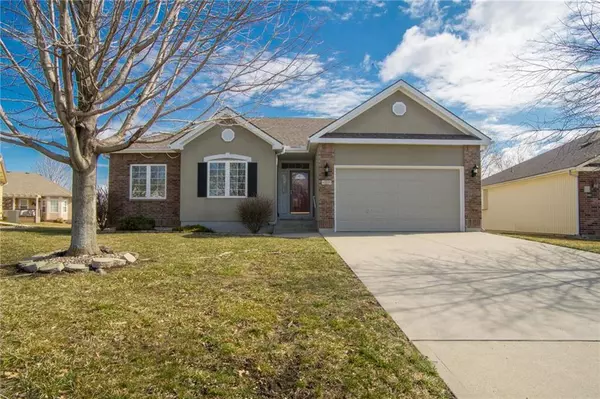 615 Meadowlark CIR, Raymore, MO 64083