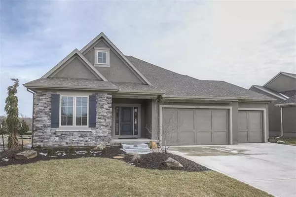 Leawood, KS 66224,14701 Meadow LN