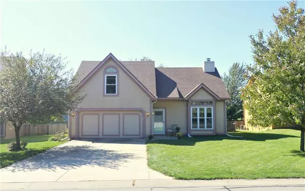 1363 S Church ST, Olathe, KS 66062