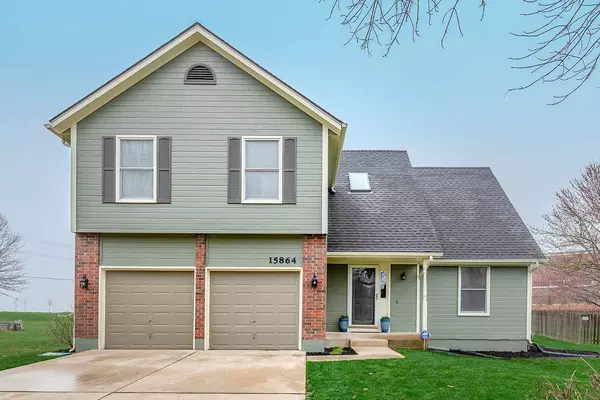 15864 Glenwood ST, Overland Park, KS 66223