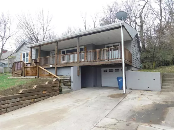 Excelsior Springs, MO 64024,400 Dunbar