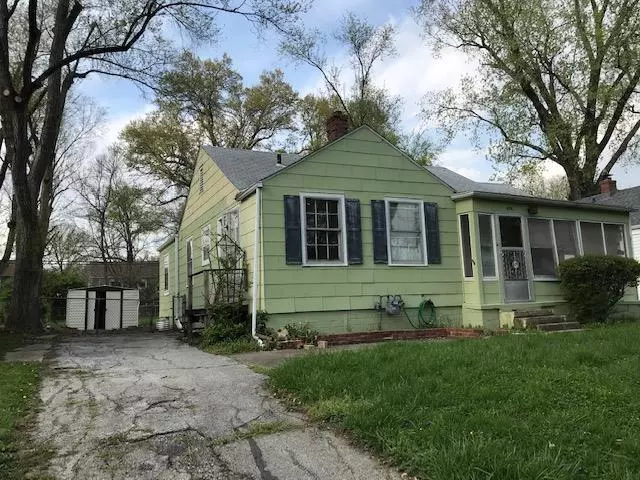 404 W 86th TER, Kansas City, MO 64114