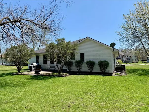 Lawson, MO 64062,405 W 1st ST