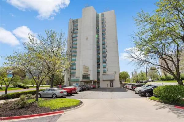 3838 Rainbow BLVD #1502, Kansas City, KS 66103