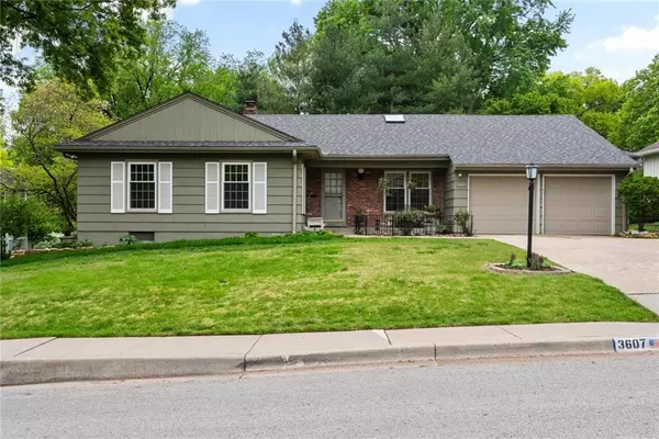 3607 W 52nd PL, Roeland Park, KS 66205