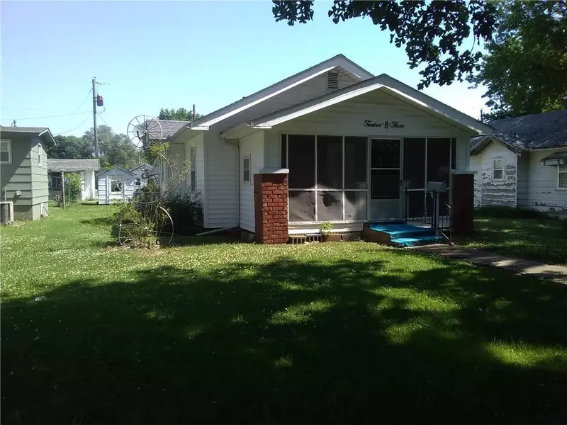 1203 First, Fort Scott, KS 66701