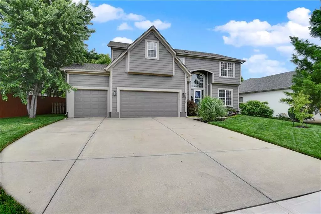 Olathe, KS 66063,17940 W 158th CT