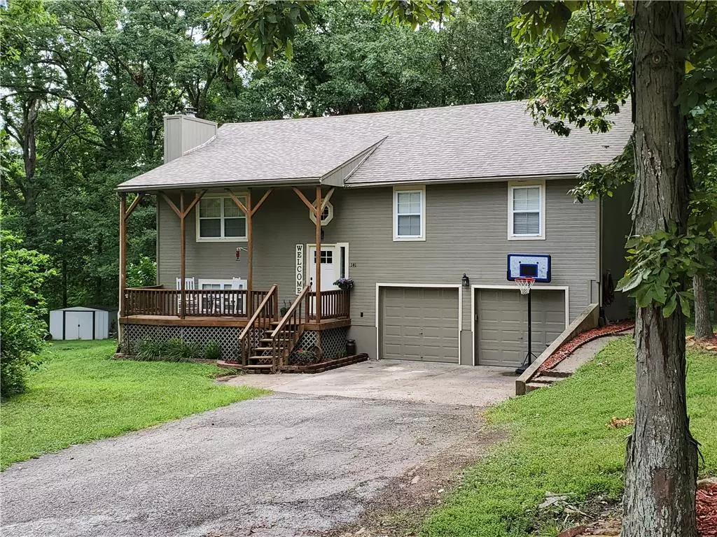 Warrensburg, MO 64093,141 SE 611 RD