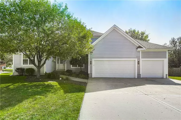 17534 158th, Olathe, KS 66062