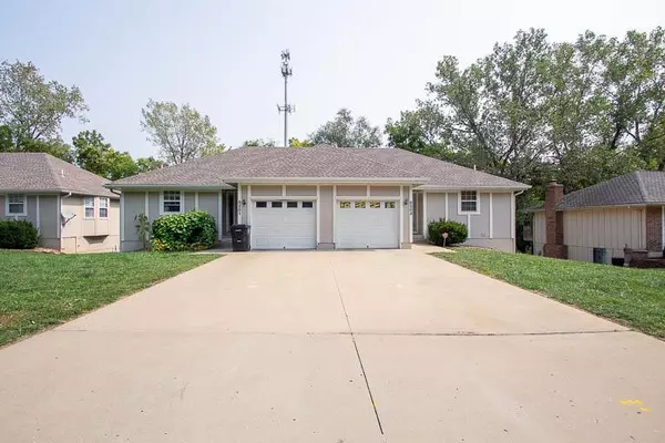 8201 Woodson, Raytown, MO 64138