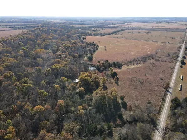 Mound City, KS 66056,100th Rd. & Lee