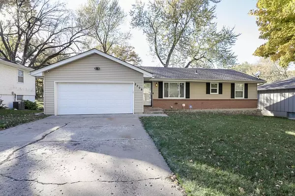 8308 STARK, Raytown, MO 64138