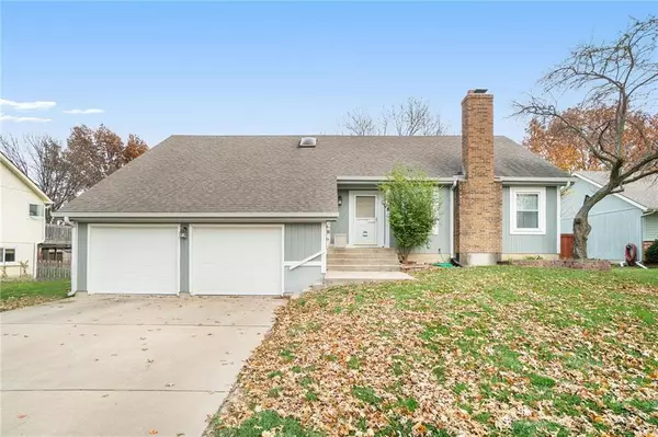 208 Chambery, Olathe, KS 66061