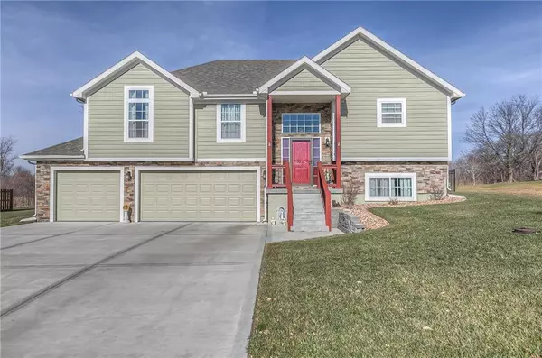 15738 Christie, Basehor, KS 66007