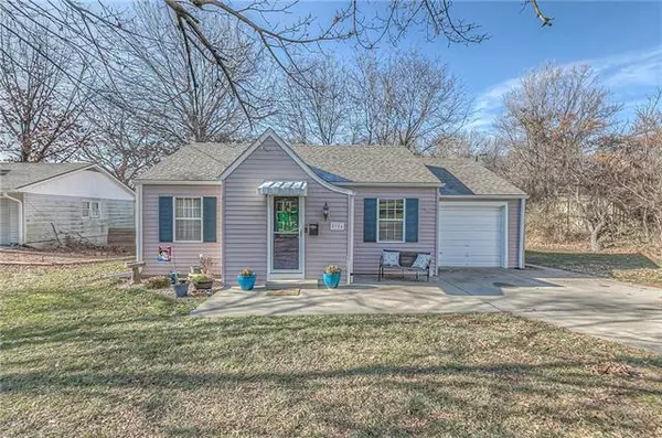 5904 Stearns, Shawnee, KS 66203