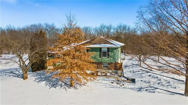 12988 222nd, Linwood, KS 66052