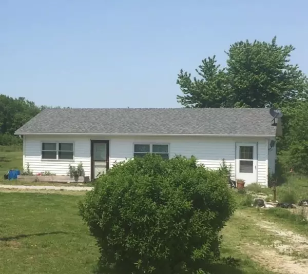 24588 S 1725 Road, Milo, MO 64784